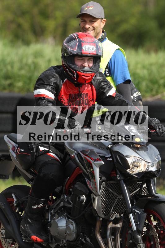 /Archiv-2025/10 23.04.2025 Cornu Master School ADR/rot-rouge/6